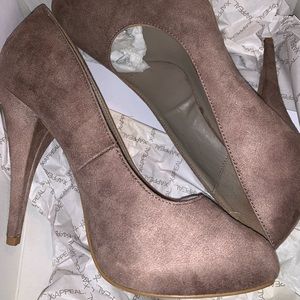 Women’s Perfect work heel